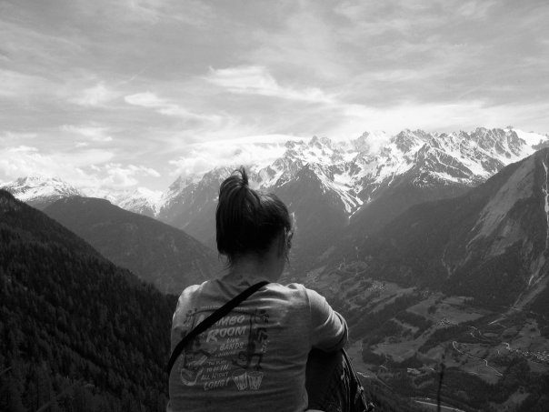 198341_4456799069_973_n